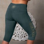 1708_Leggings_kurz_capri_green_smaragd_Bio-Baumwolle_Spirit_of_OM_2